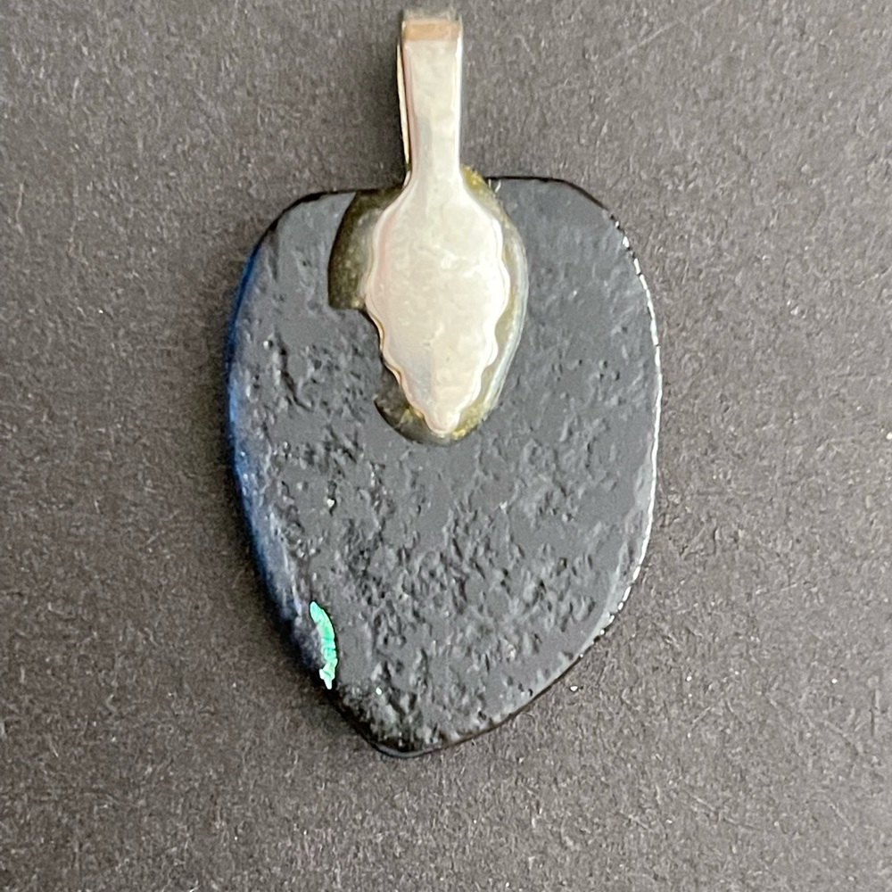 Hand blown pendant and earrings - Picture 2 of 3